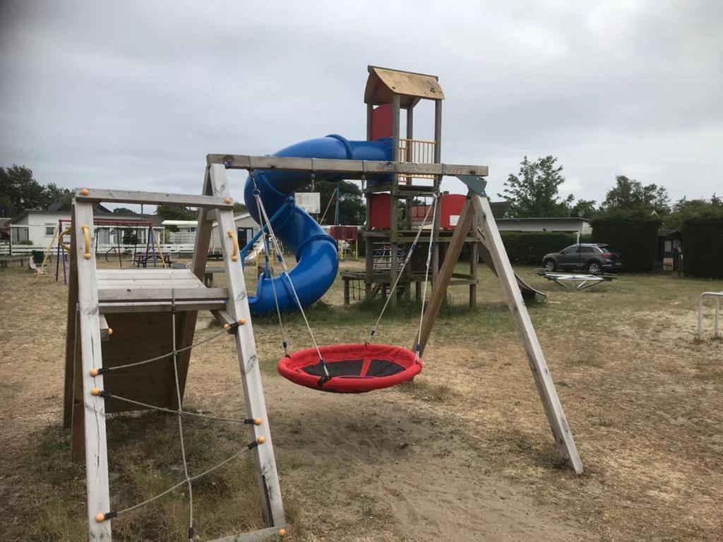 Vakantiehuisje In Ouddorp Dichtbij Het Strand エクステリア 写真